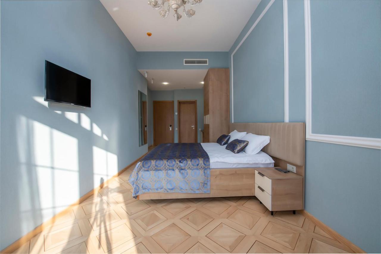 Hotel Solo Tiflis Exterior foto